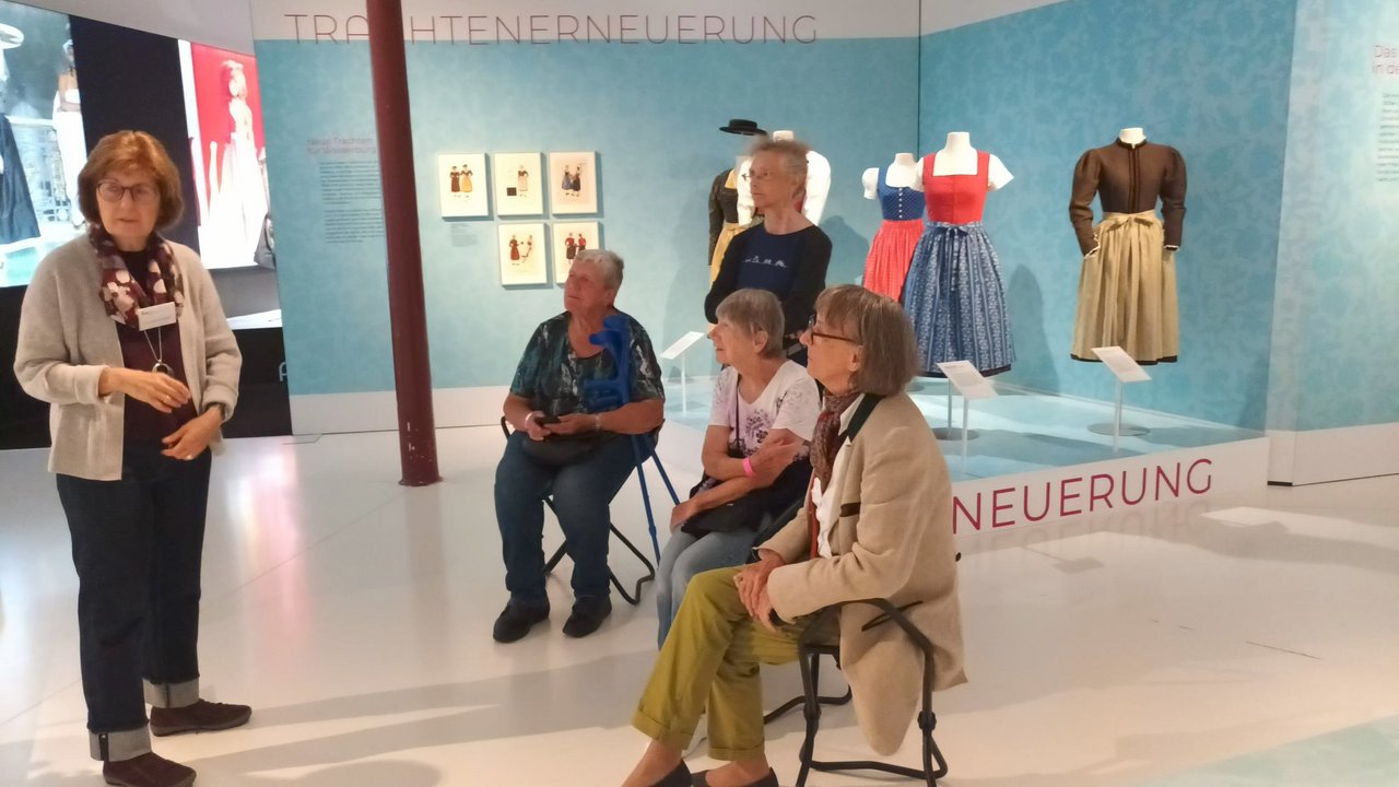 2025__9.9._Fuehrung_Musuem.jpg