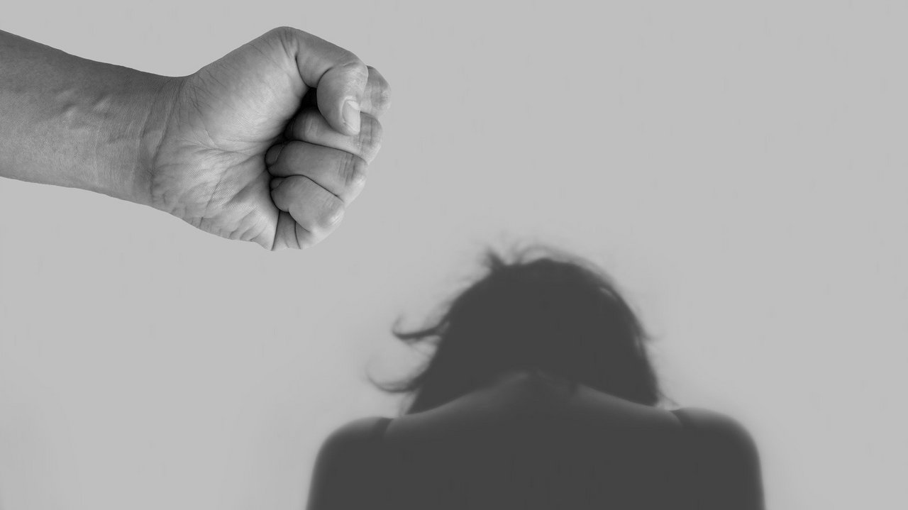 Gewalt_gegen_Frauen__Quelle_pixabay.com.jpg