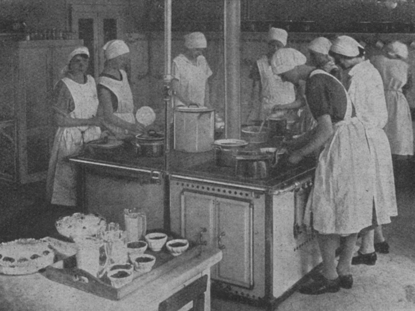 Quelle: Frau und Gegenwart, 5.1928, 10, S. 12, unten links; Bestand Stiftung Archiv der deutschen Frauenbewegung