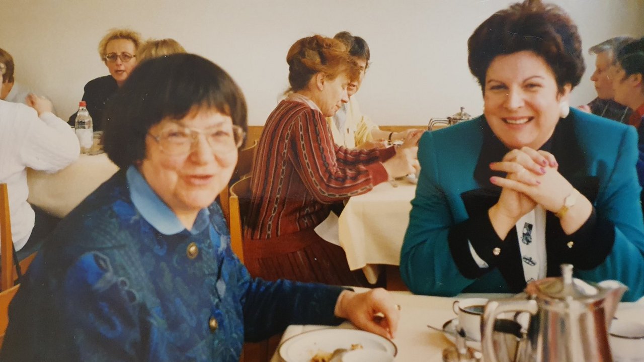 2022__Maerz__Foto_Johanna_Ittner_mit_Barbara_Stamm.jpg