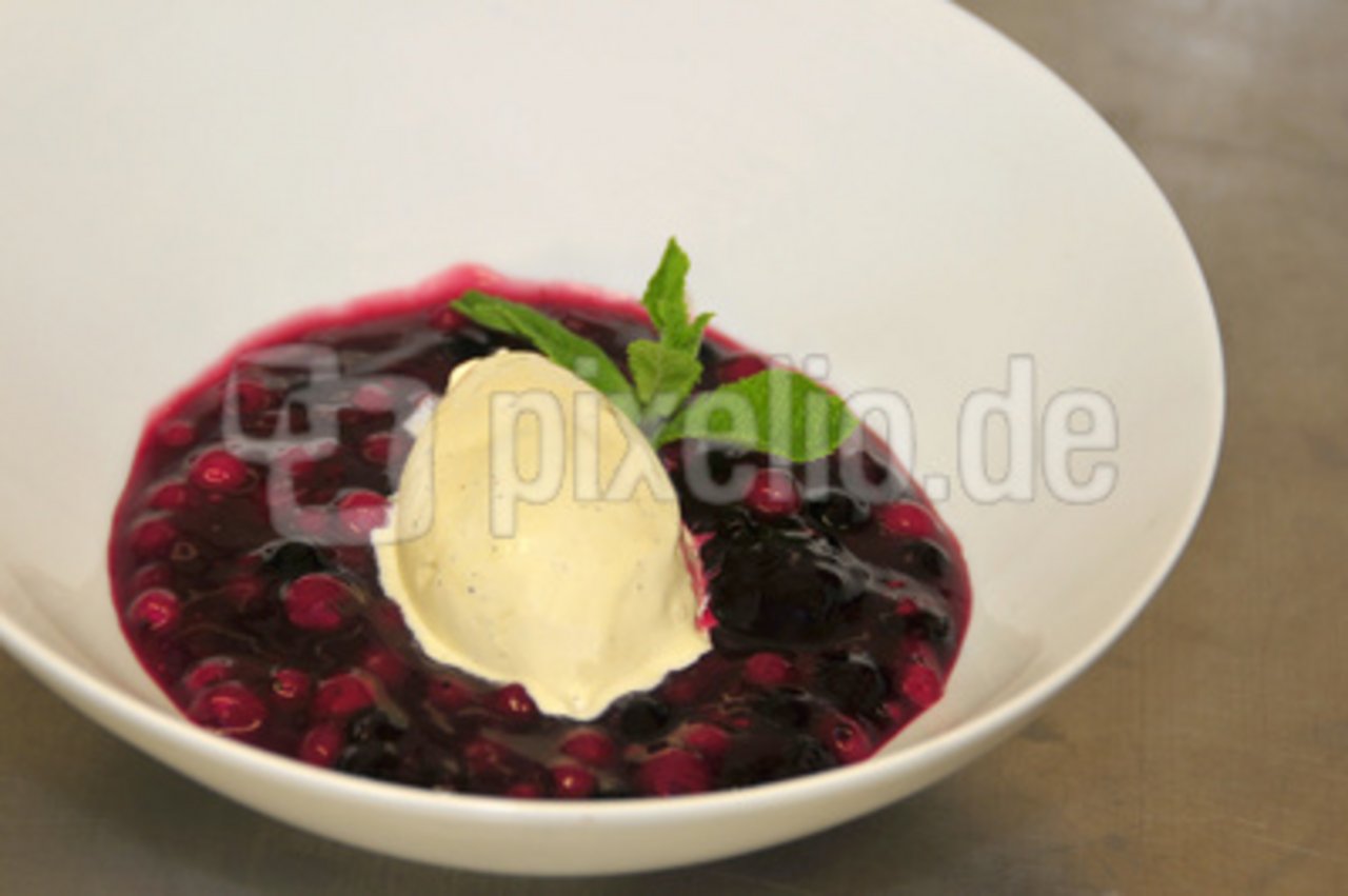 1--552762-Nachtisch-pixelio.jpg