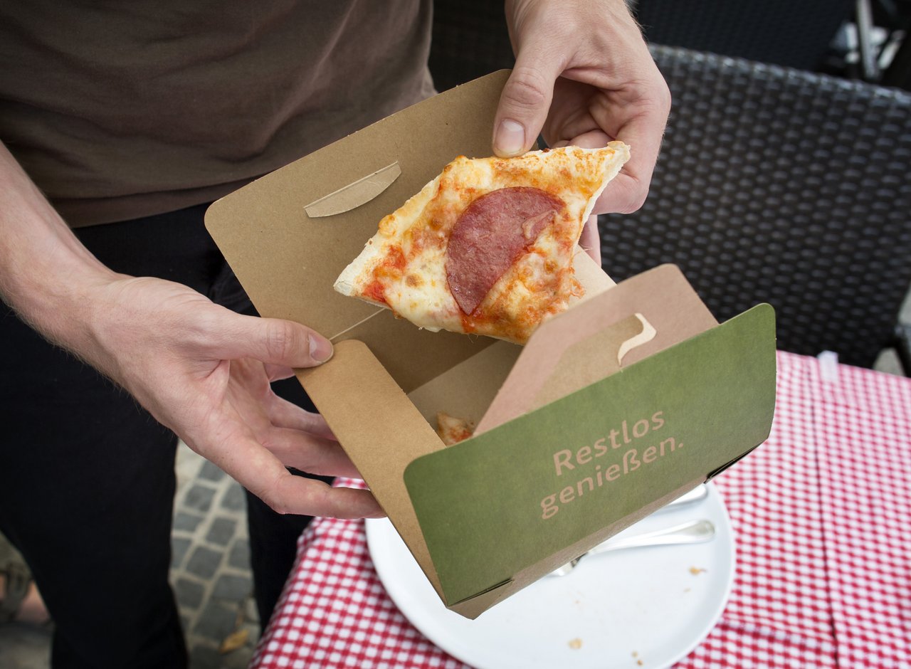 Pressebild_ZGFDT_Beste-Reste-Box__c__BMEL_photothek.net_Thomas_Trutschel__2_.jpg