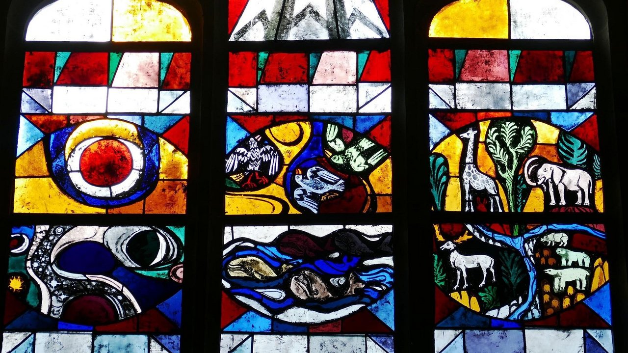Schoefpung__Kirchenfenster__Quelle_pixabay.com.jpg