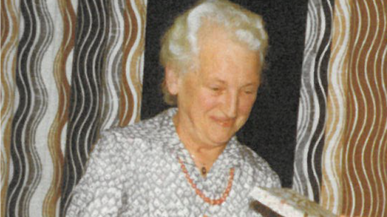 S._4-5__Christine_Zeiske_1982.png