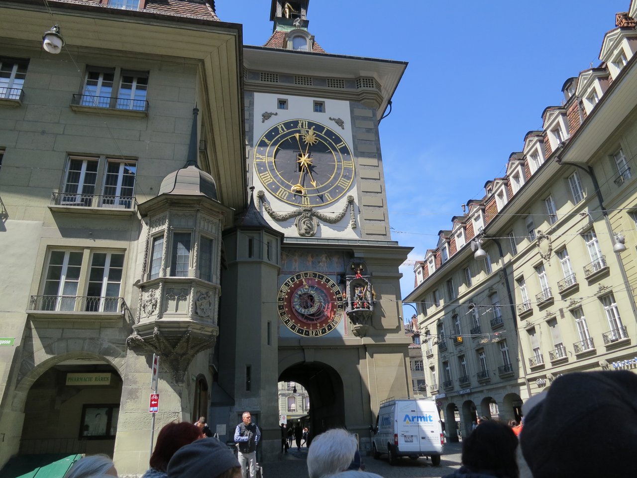 Bern__Uhr__Quelle__L.Herrmann.jpg