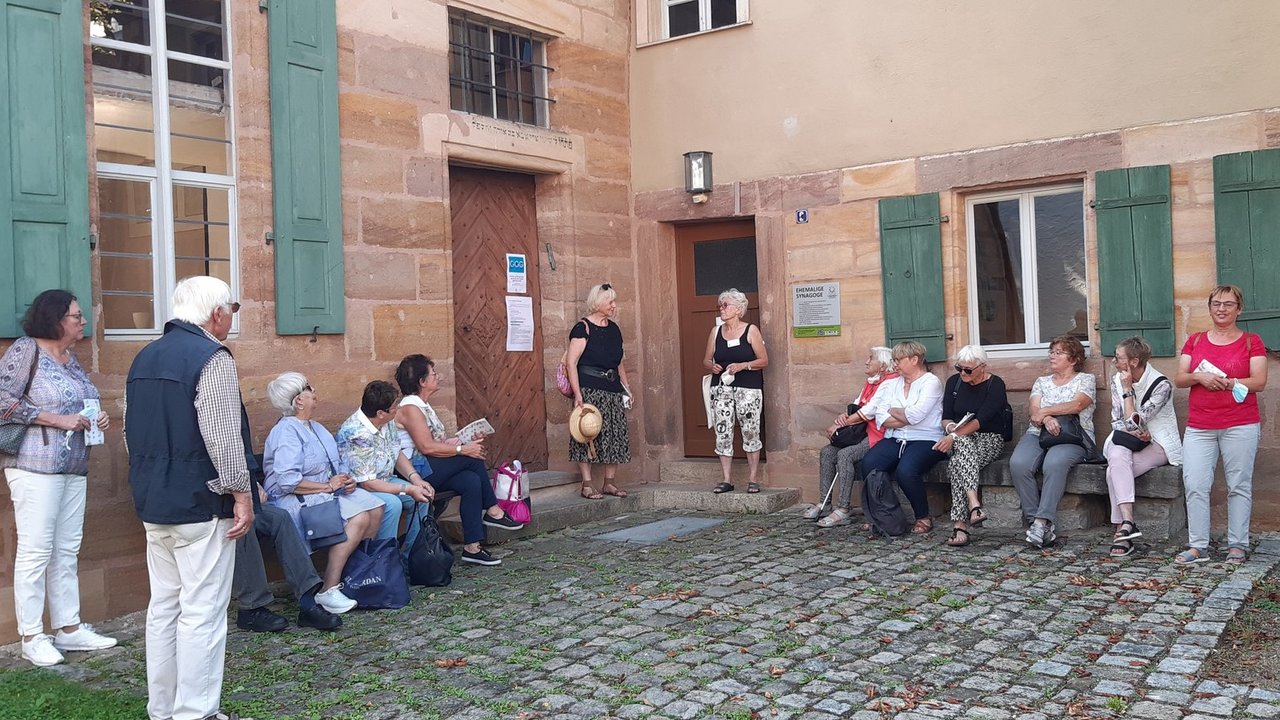 Georgensmuend__Gruppe__Quelle._H.Taeufer.jpg
