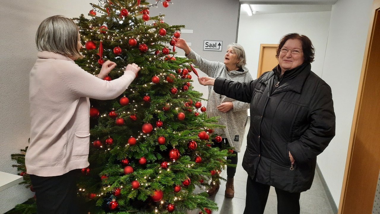 Christbaum_schmuecken__002___002_.jpg