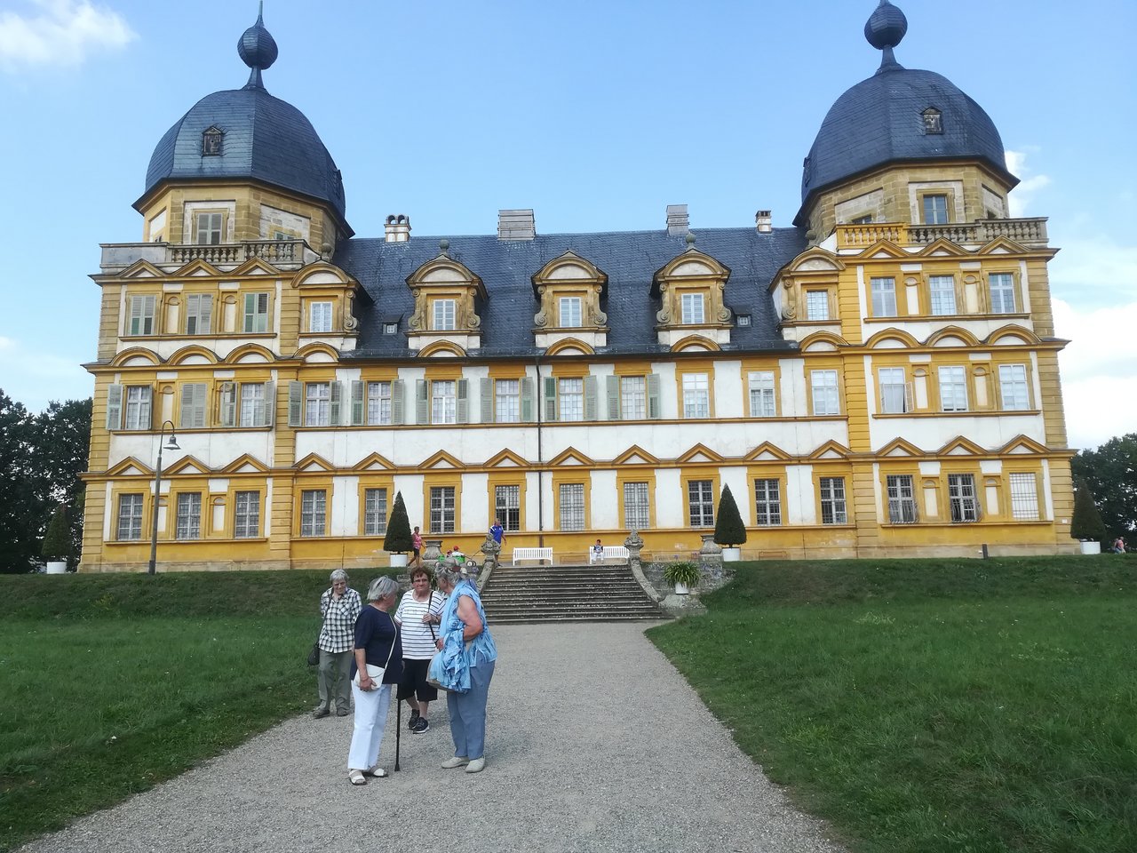 AnsbachStudienfahrtBambergSchlossSeehof919.jpg