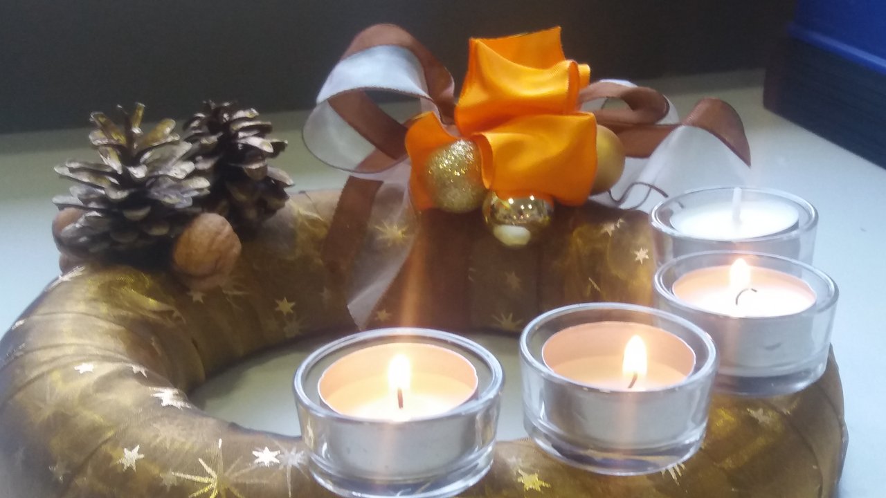 DEF_Muenchen_Adventskranz.jpg