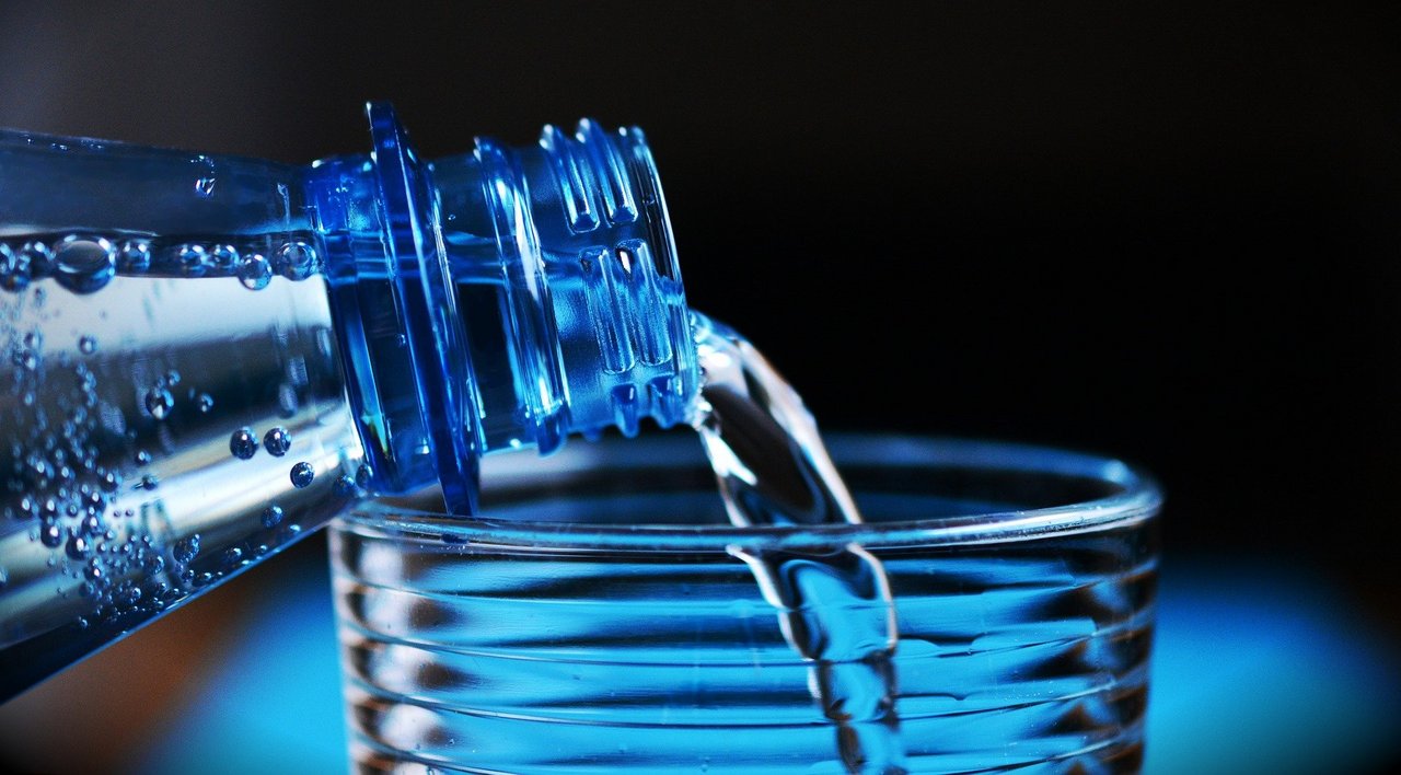 Wasserflasche__Glas.jpg