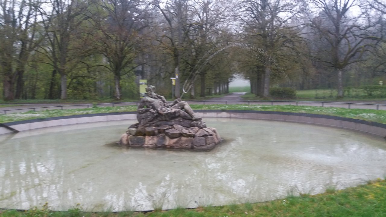 Brunnen.jpg
