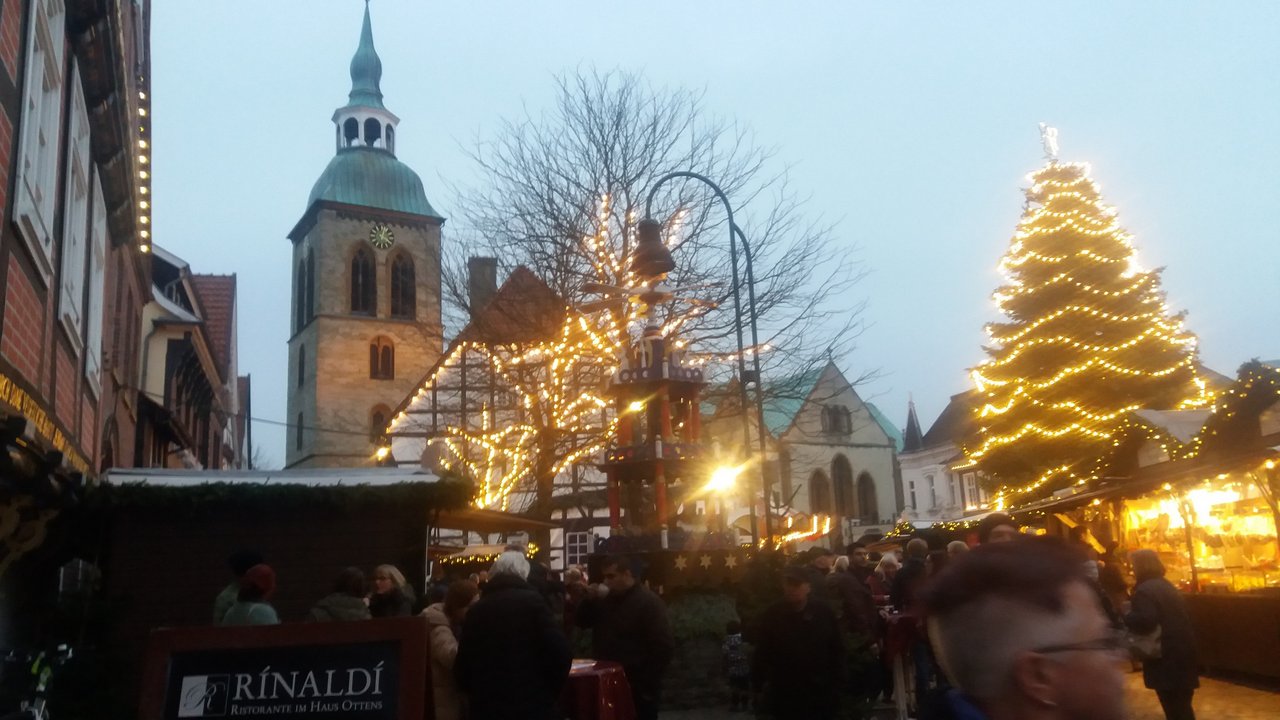 Weihnachtsmarkt.jpg