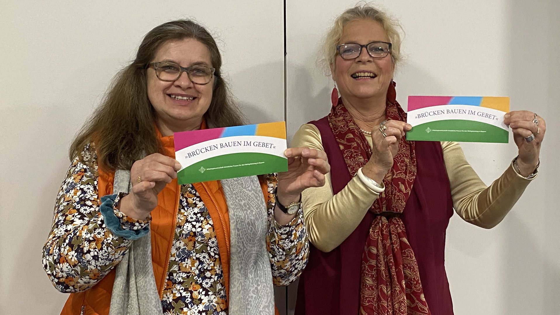 Gesine von Postel (re.), neu gewählte Vorsitzende der AG WGT, D